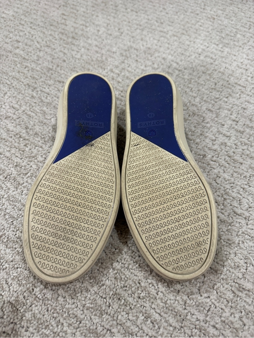 Rothy's The Slip-On Sneaker size 7.5 - Picture 5 of 7